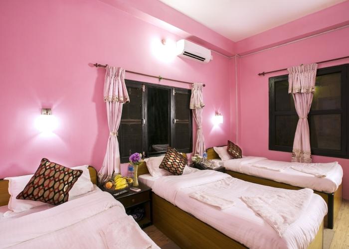Sauraha Nana Hotel