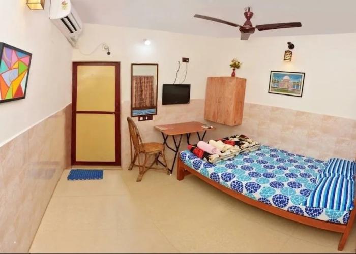 Rajalakshmi Guest House