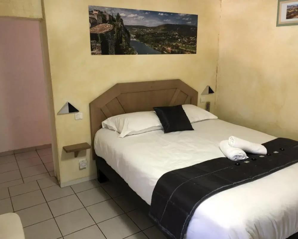 Logis Hotel Bellevue