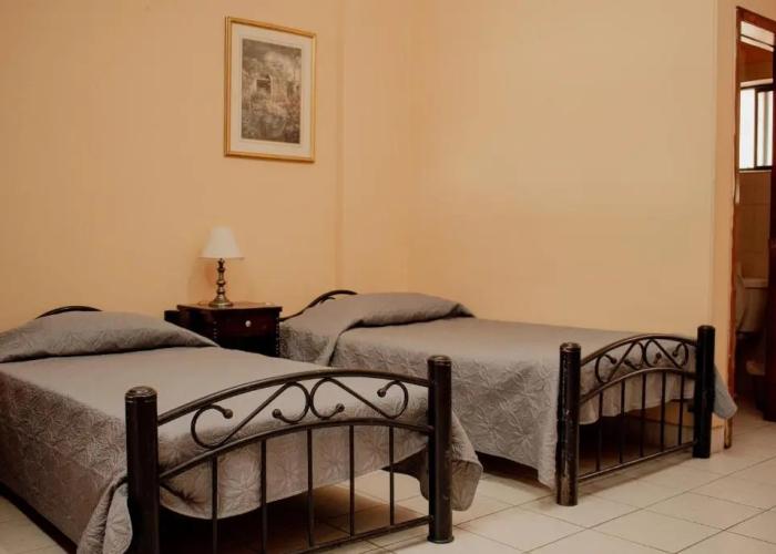 Suites Cervantes