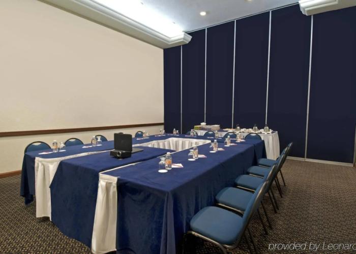 Fiesta Inn Express Chihuahua