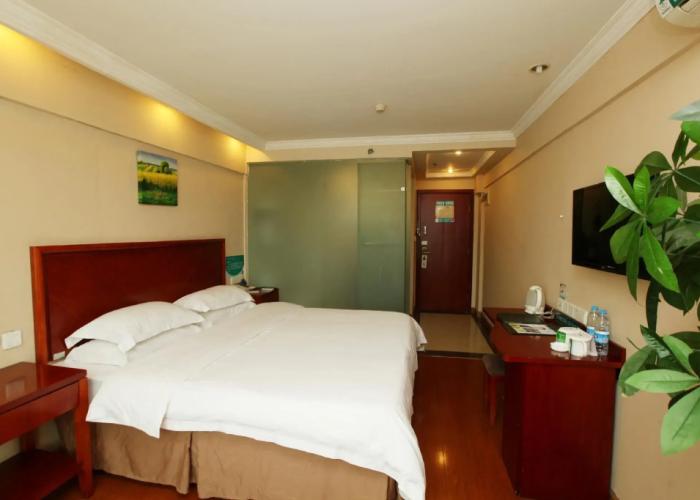 GreenTree Inn Jinhua South Railway Station