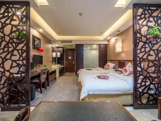 Joy Wanjia Hotel (Wuyi Mould City Jiayuan Plaza)
