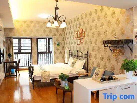 Xianhua Sandalwood International Hotel