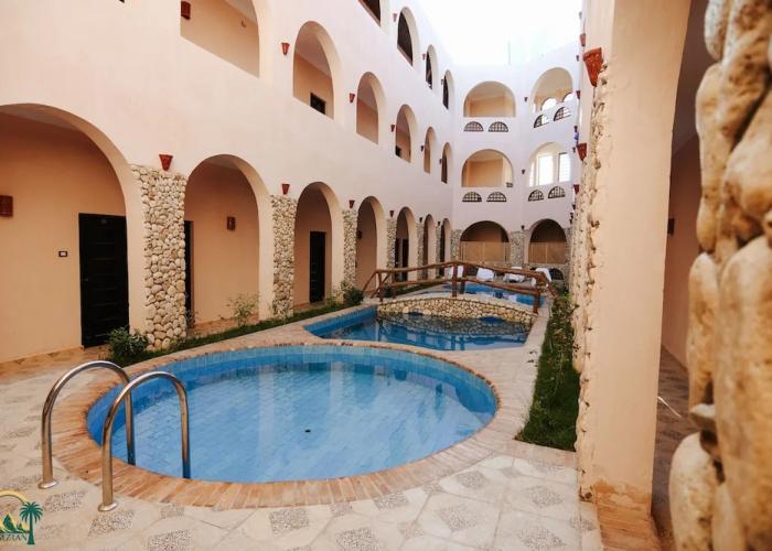 Amzran hotel