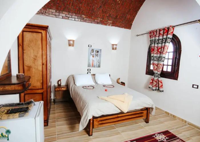 Amzran hotel