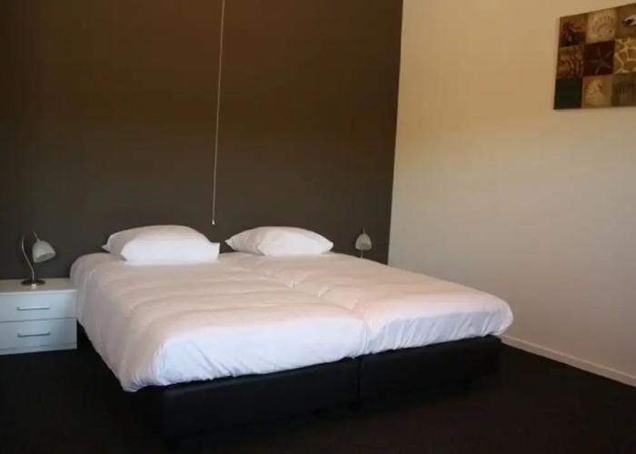 Group Accommodation 50 m From the Oosterschelde