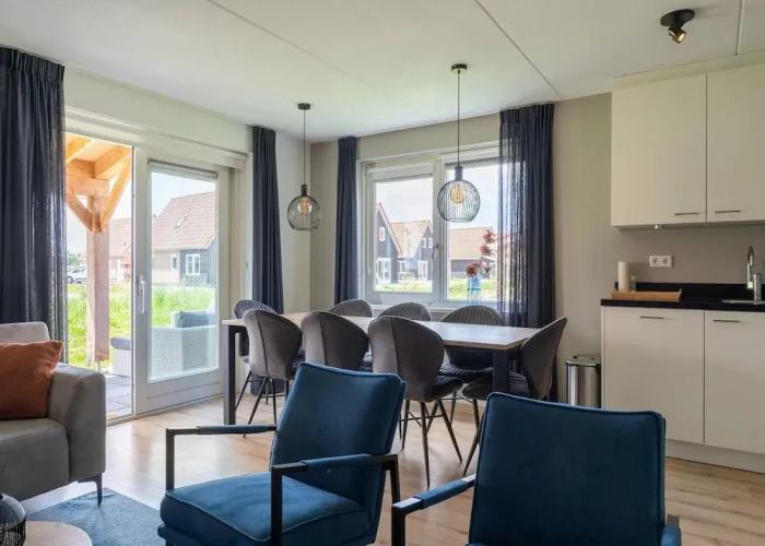 Beautiful Holiday Home in Scherpenisse Near Beach