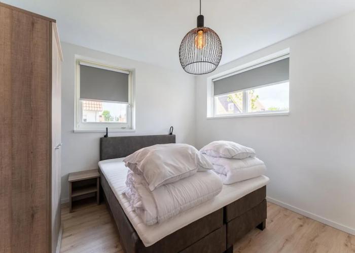 Beautiful Holiday Home in Scherpenisse Near Beach
