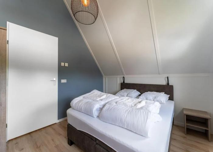 Beautiful Holiday Home in Scherpenisse Near Beach