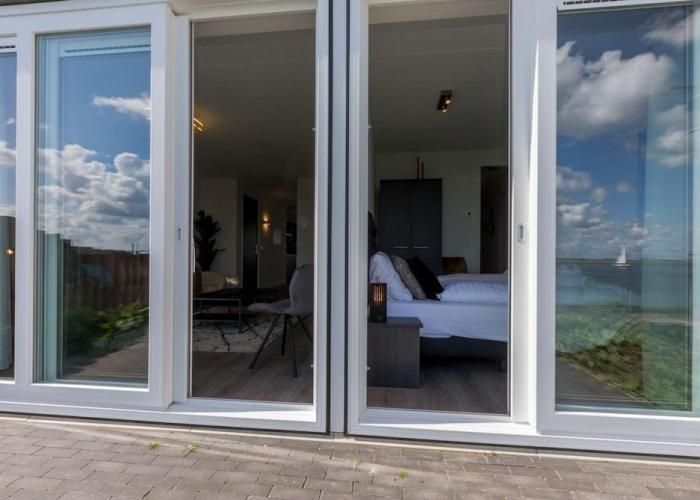 Unique Apartment, Located on the Oosterschelde