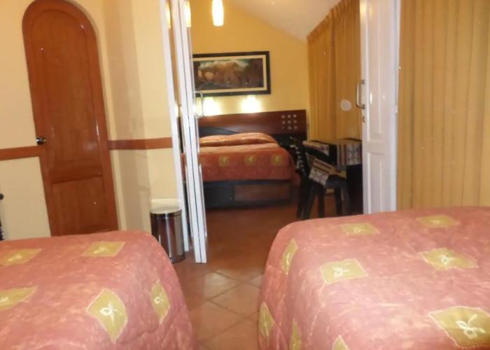 Qosqowasi Hotel