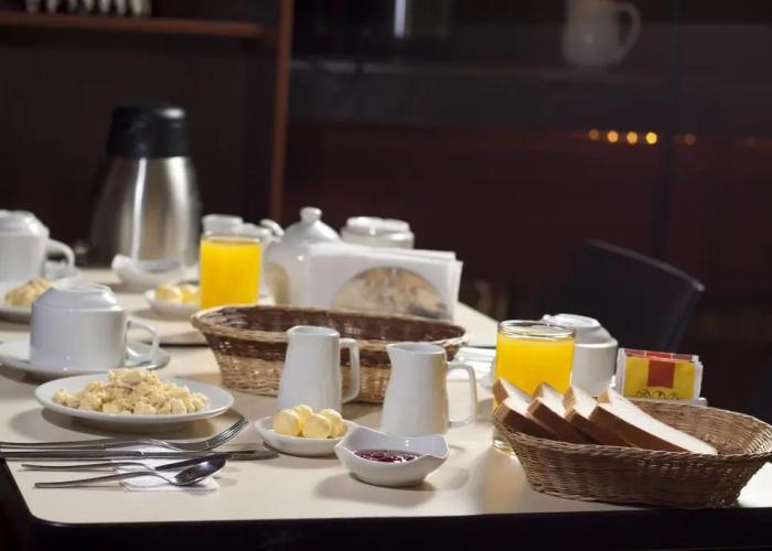 Qosqowasi Hotel