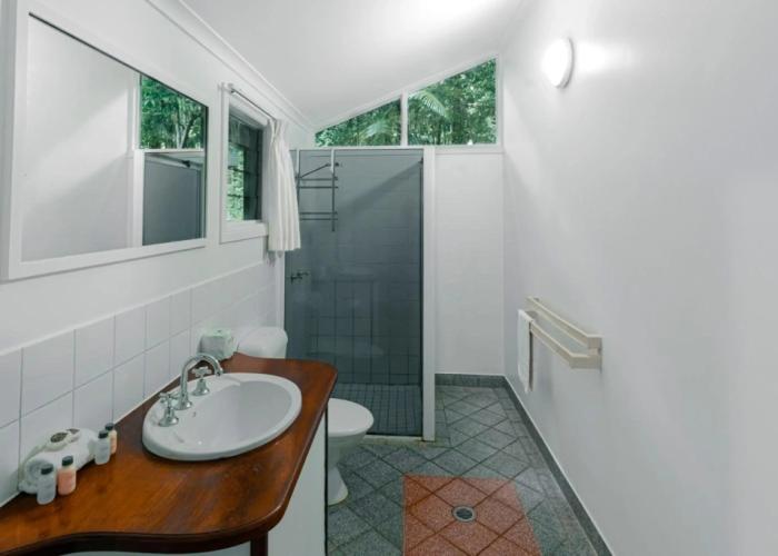 Ferntree Rainforest Lodge