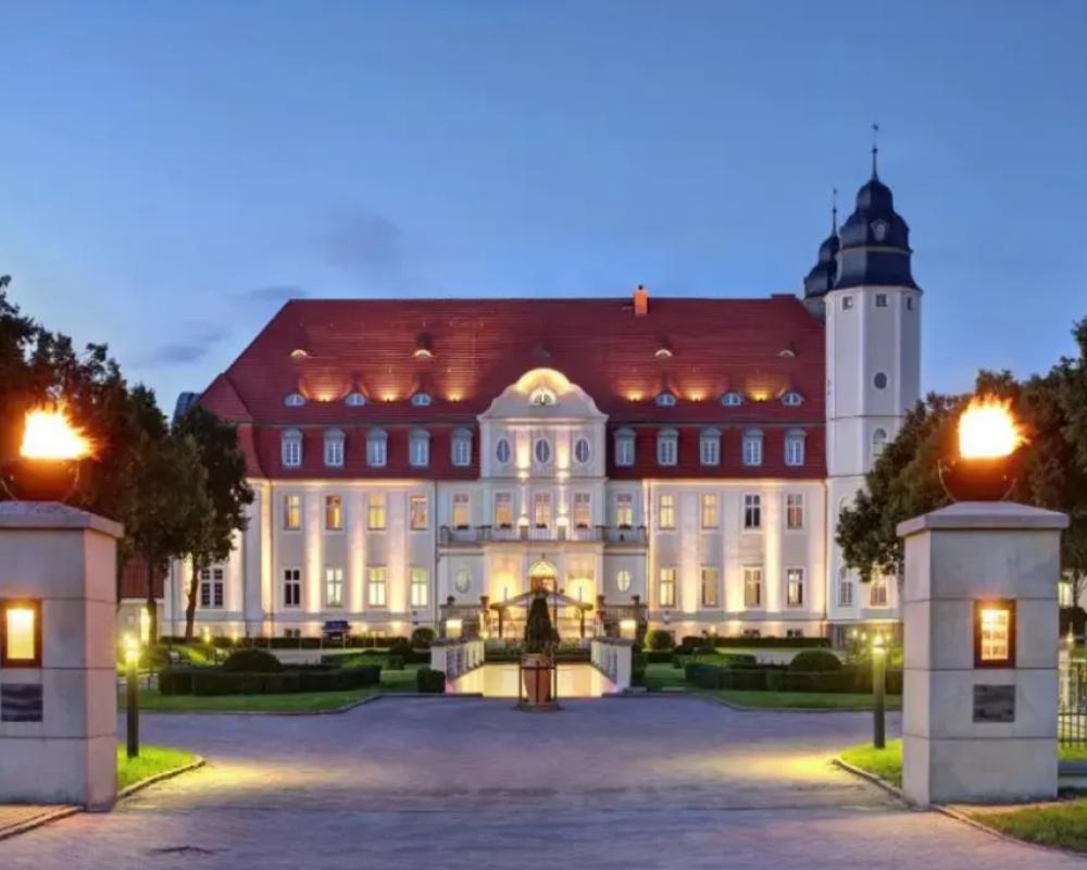 фото SCHLOSS Fleesensee