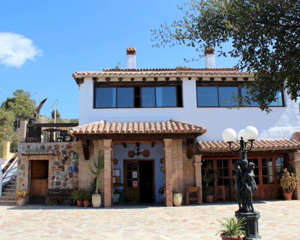 Hotel Los Jarales