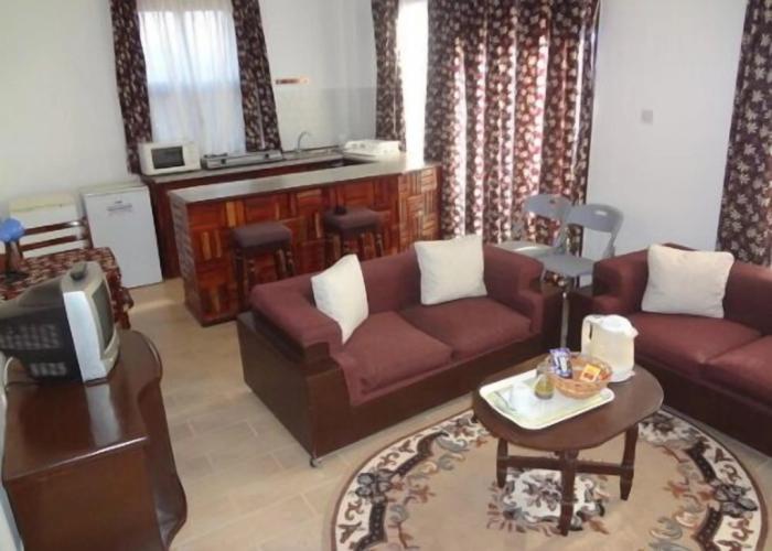 Roc Heights Lodge