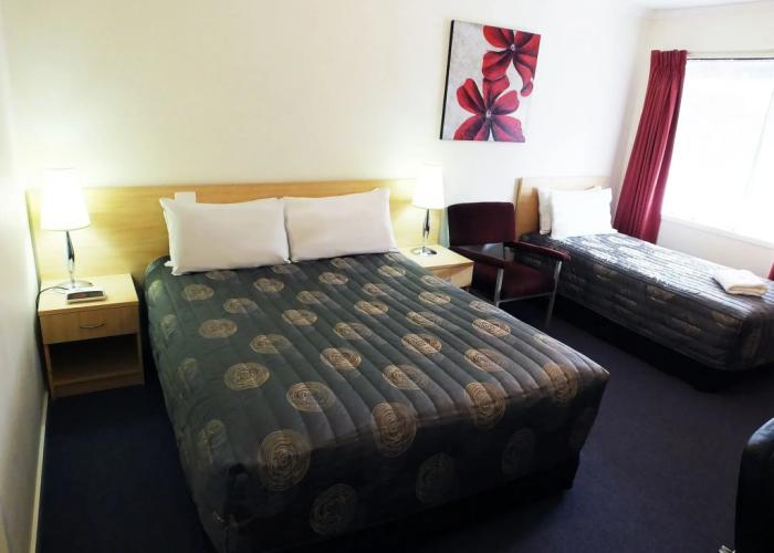 Edinburgh Motor Inn