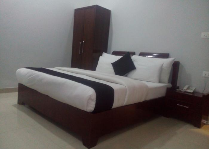 KRISHNA JI Hotel