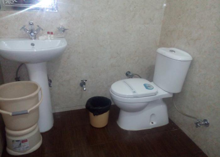 KRISHNA JI Hotel