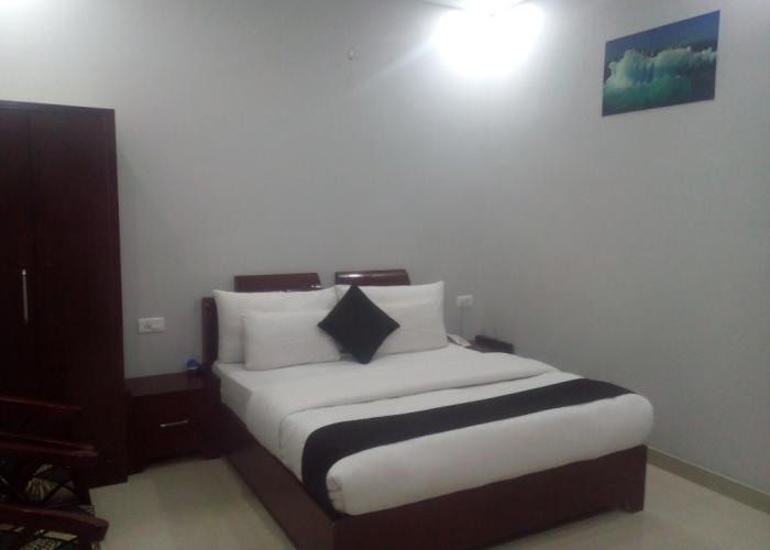 KRISHNA JI Hotel