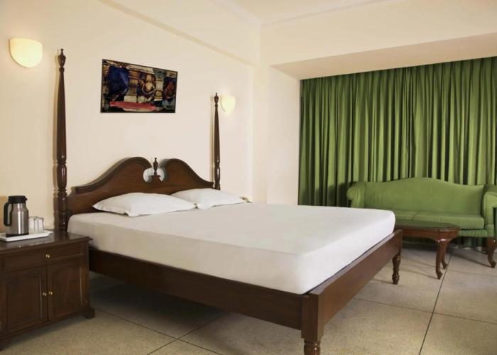 Alpana Hotel