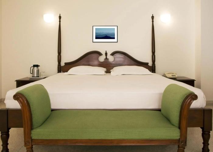 Alpana Hotel