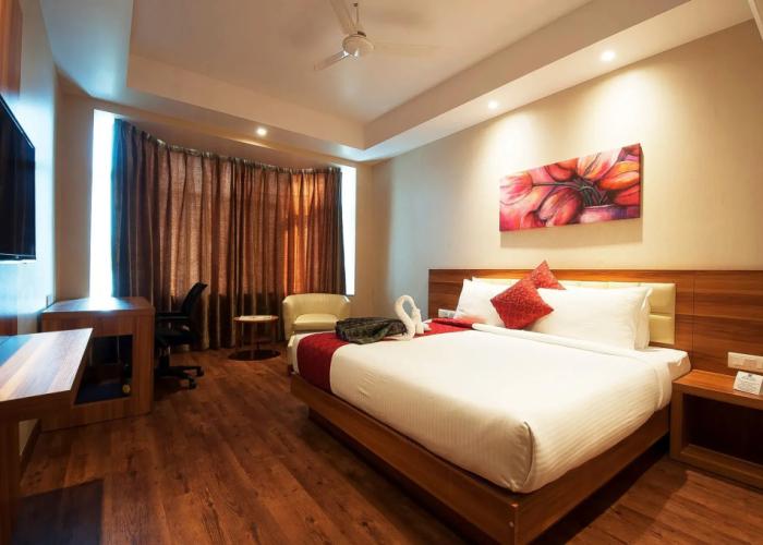 Hotel Le Roi Haridwar @ Har Ki Pauri Road