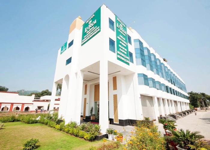 Hotel Le Roi Haridwar @ Har Ki Pauri Road