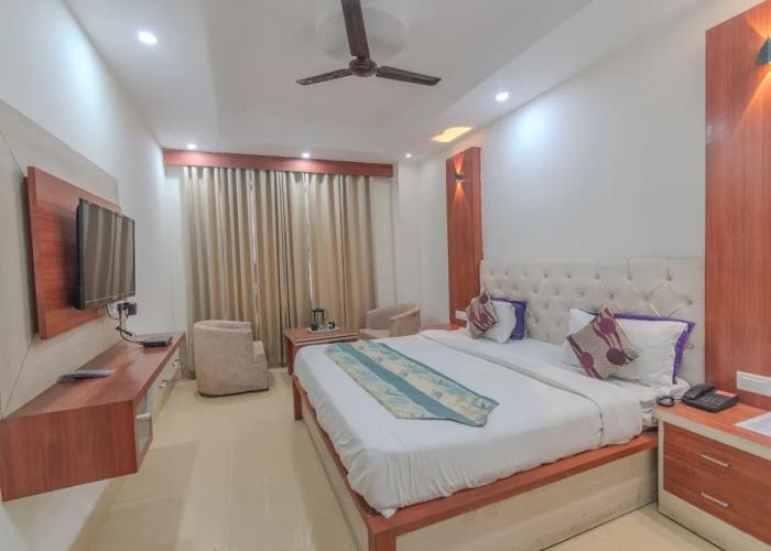 Hotel Raj Mandir