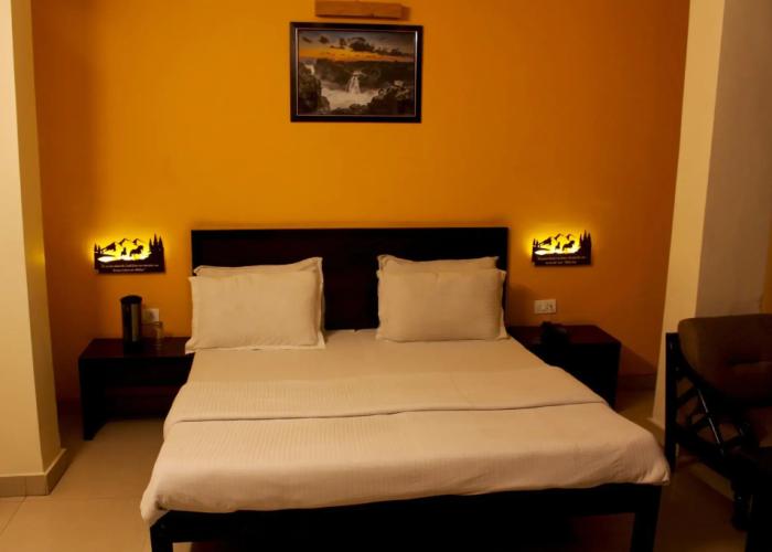 Hotel Himalaya Haridwar @ Har Ki Pauri Road