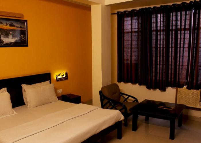 Hotel Himalaya Haridwar @ Har Ki Pauri Road