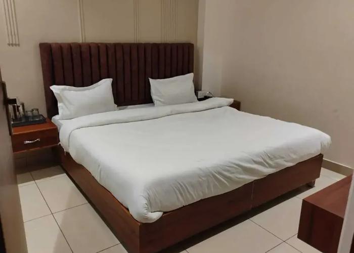 Hotel Comfort Inn By Ganga Gauri Hotels
