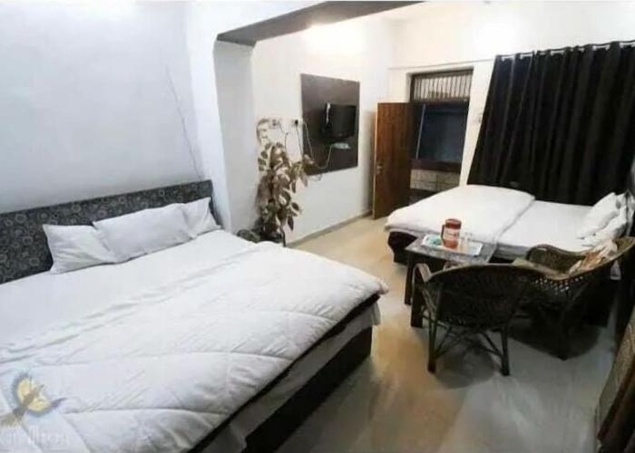 Narayani Guest House By GRB