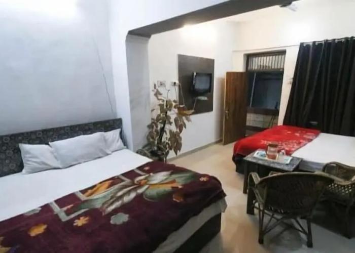 Narayani Guest House By GRB