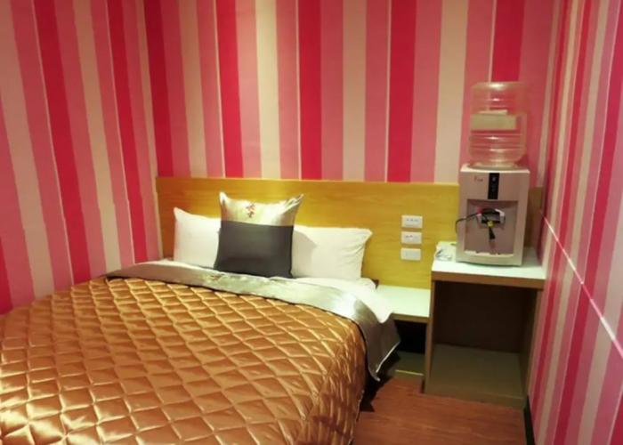 Yung Feng Hotel