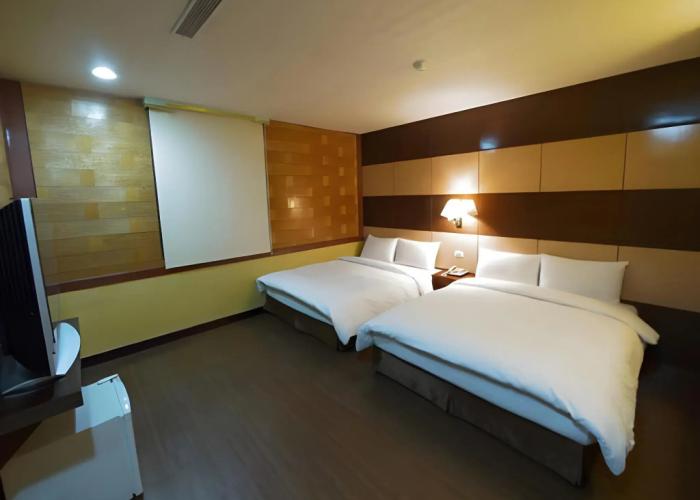 Fuchia Hotel