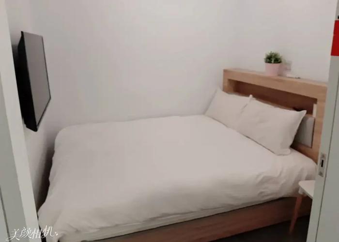 LIGHT INN - Hostel