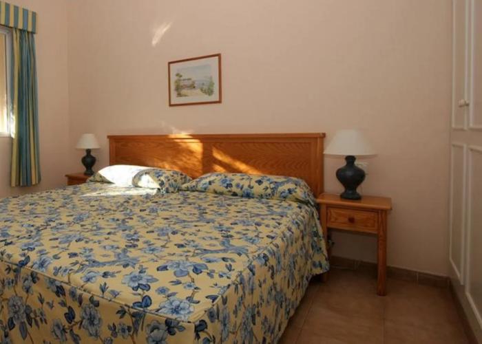 Apartamentos Jardin del Conde