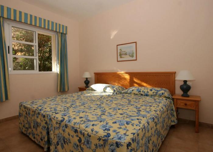 Apartamentos Jardin del Conde