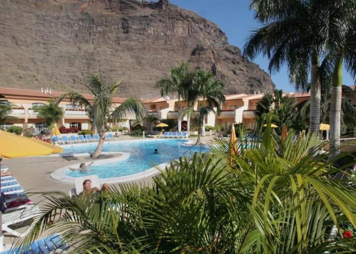 Apartamentos Jardin del Conde