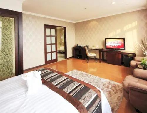 Junrui Baihe Hotel