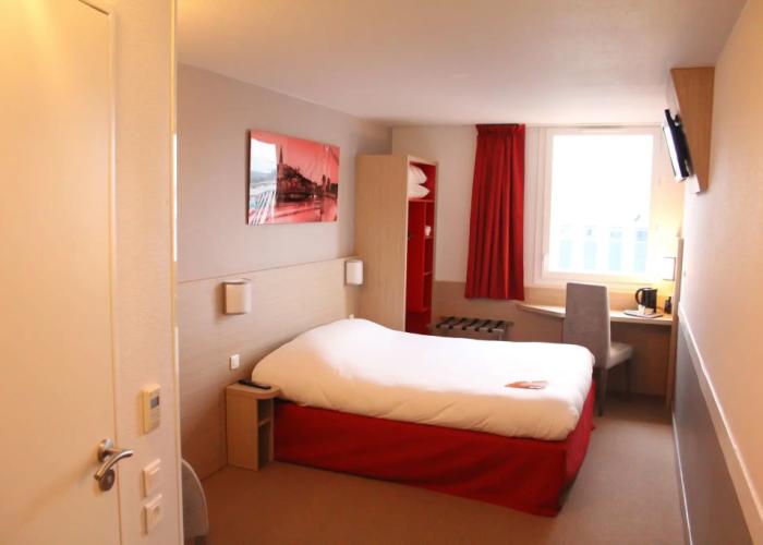B&B HOTEL Lyon Aéroport Saint-Quentin-Fallavier