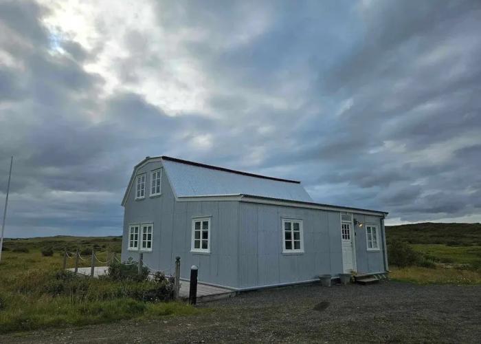 Guesthouse Lambalækur