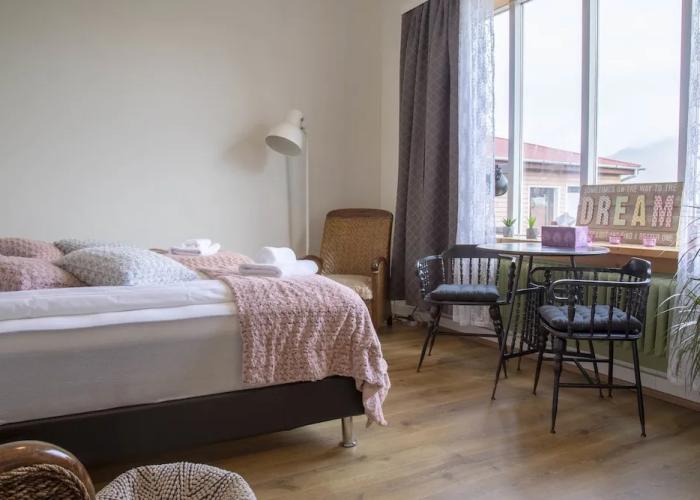 Private and peaceful one room apartments