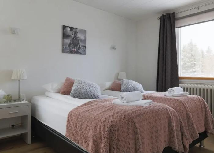 The Apartment - Öbbuhús