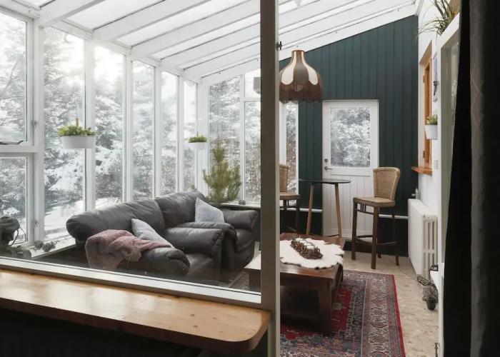 The Apartment - Öbbuhús