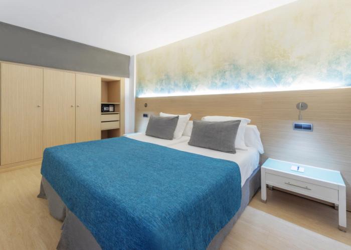 Aparthotel Fontanellas Playa
