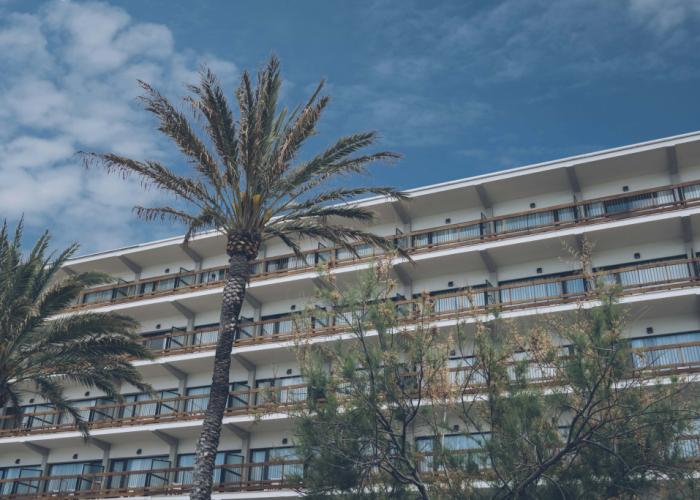 AYA Seahotel – Adults Only
