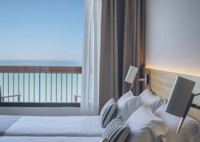 AYA Seahotel – Adults Only